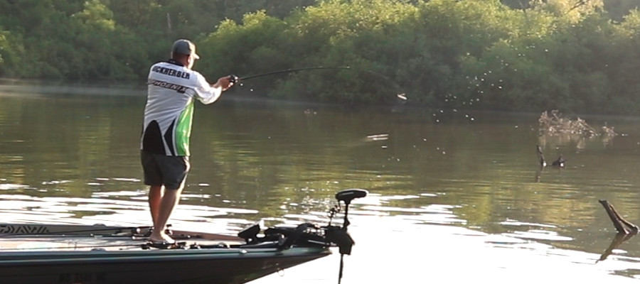 Chris_Dickherber_throwing_lure.jpg